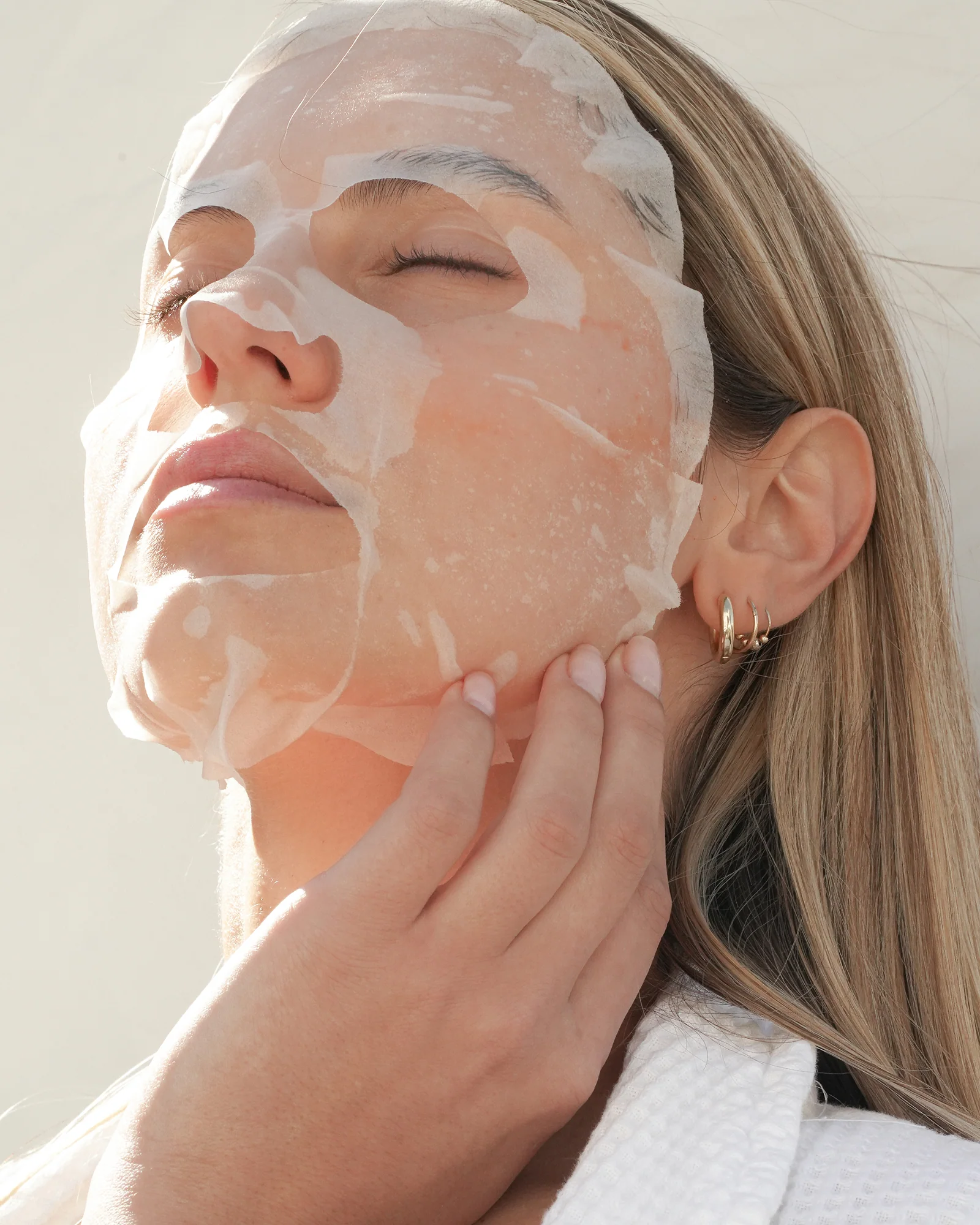 V8 Peptide Sheet Mask - Image 3